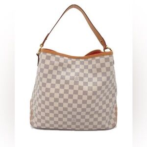 Luois Vuitton shoulder bag